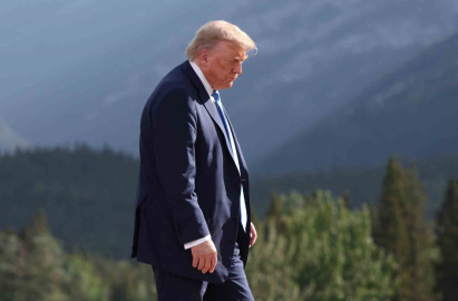 Trump’ın İsrail’in İran’a yönelik saldırılarına dahil olmayı değerlendirdiği iddiası
