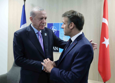 Erdoğan, Fransa Cumhurbaşkanı Macron ile görüştü