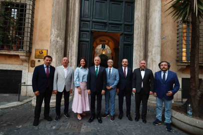 "Doğu ile Batının Buluştuğu Köprü: Mistisizm" sempozyumu Roma’da gerçekleştirildi
