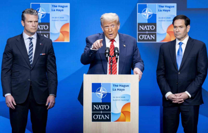 ABD Başkanı Donald Trump,  "İran’la önümüzdeki hafta görüşeceğiz. Belki bir anlaşma imzalayacağız. Onlarla anlaşma yapıp yapmak umurumda değil, nükleer istemiyoruz" dedi.