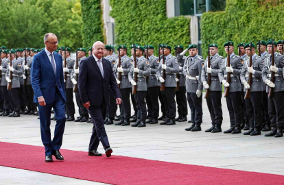 Almanya Başbakanı Merz: "İran müzakere masasına oturmalıdır"
