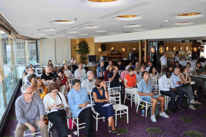 DEM Parti: "Öcalan ile görüşmek için Türkiye’ye gelen 39 kişilik yabancı heyet İstanbul’daki temaslarına başladı"