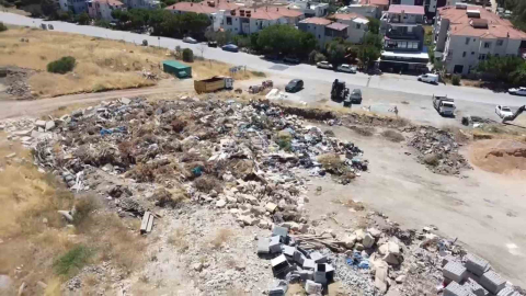 Foça’da gezi rotası önce çöplük sonra deniz