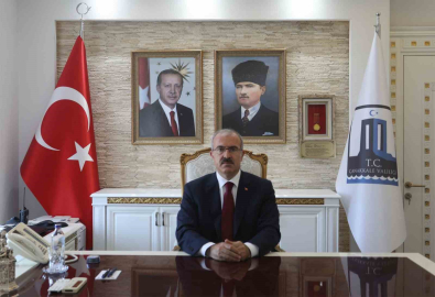 Vali Toraman: 15 Temmuz; milletimizin iradesine, demokrasisine ve devletine kararlılıkla sahip çıktığı tarihi bir dönüm noktasıdır