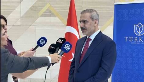 Dışişleri Bakanı Fidan: "İsrail’in Şam’a yönelik saldırıları, Suriye’nin kendi ayakları üzerinde durmasına yönelik çabaları baltalayan adımlardır"