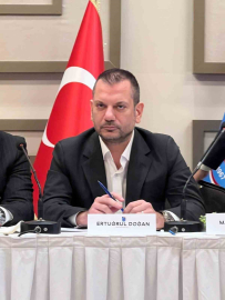 Bakan Bak’tan Kulüpler Birliği Başkanlığı’na seçilen Ertuğrul Doğan’a tebrik