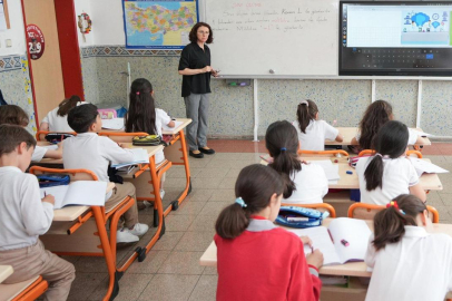 Balıkesir’de Deprem Sonrası Yaz Okullarına 1 Gün Ara