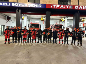 Kocaeli’den deprem bölgesine arama kurtarma ekibi
