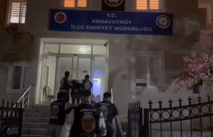 Arnavutköy’de düğün konvoyunda havaya ateş açan şüpheliler yakalandı