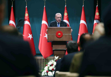 Cumhurbaşkanı Erdoğan: "Ülkemizin çeşitli ayak oyunlarıyla denklem dışına itilmesine asla müsaade etmeyeceğiz"