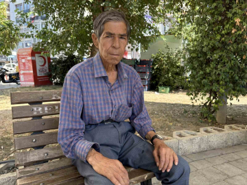 Merhum abisi Neşet Ertaş’la turnelerdeydi, şimdi sokaklarda