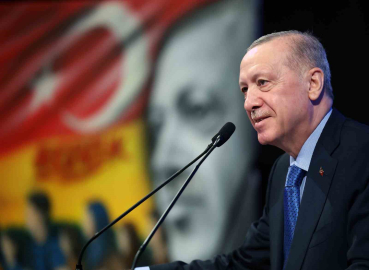 Cumhurbaşkanı Erdoğan: "Yarın da katılımlar olacak partimize, bu katılımlarla güçlenerek yolumuza devam edeceğiz"