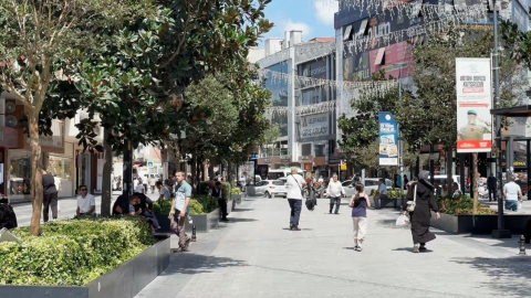 Arnavutköy’de kuvvetli rüzgar etkili oluyor