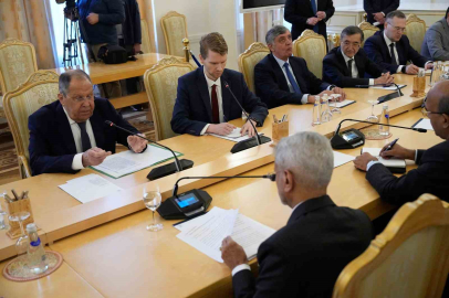 Lavrov: "Putin, Zelenskiy de dahil görüşmeye hazır olduğunu defalarca söyledi"