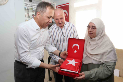 Bakan Yerlikaya’dan şehit Ahmet Doğan’ın Denizli’deki baba ocağına ziyaret