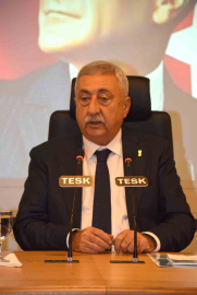Palandöken: "Kıyafette dayatma değil serbest tercih olmalı"
