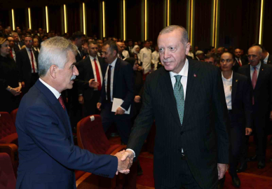 Cumhurbaşkanı Erdoğan: "Tüm gayemiz, ecdattan tevarüs ettiğimiz emsalsiz mirası daha da zenginleştirip gelecek kuşaklara aktarmak"