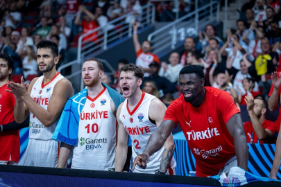 A Milli Erkek Basketbol Takımı’ndan 41 sayılık fark