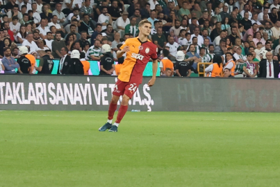 Galatasaray, Elias Jelert’i Southampton’a kiraladı