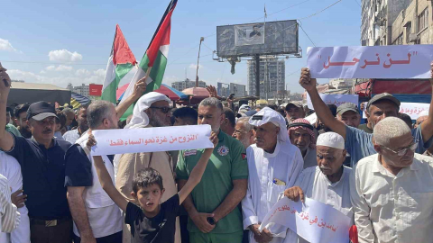 Gazzeliler, İsrail’in sivilleri göçe zorlama planına tepki için "Kefen Yürüyüşü" düzenledi