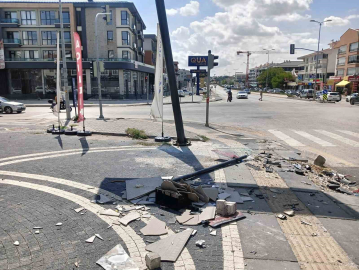 Ankara’da taksi ile otomobil çarpıştı: 1 ölü, 1 ağır yaralı