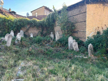 Prizren’de Suzi Çelebi türbesi ihya edilmeyi bekliyor