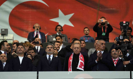 Cumhurbaşkanı Erdoğan, Türkiye - Gürcistan maçında
