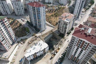 Ankara’da korkutan toprak kayması: 300 kişinin yaşadığı 17 katlı bina boşaltıldı