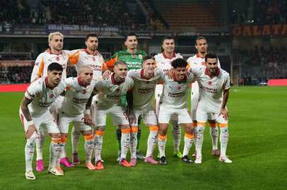 Galatasaray’da 6 değişiklik