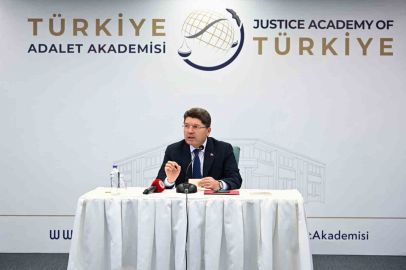 Bakan Tunç: "Türkiye Yüzyılı, adaletin de yüzyılı olacak"