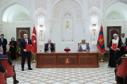 Türkiye ve Umman arasında 16 belge imzalandı