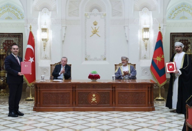 Sanayi ve Teknoloji Bakanı Kacır, Ummanlı mevkidaşı Yousef ile bir araya geldi