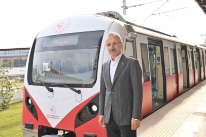 Bakan Uraloğlu: "29 Ekim’de Ankara, İstanbul ve İzmir’de Bakanlığa bağlı kent içi raylı sistem hatları ücretsiz olacak"