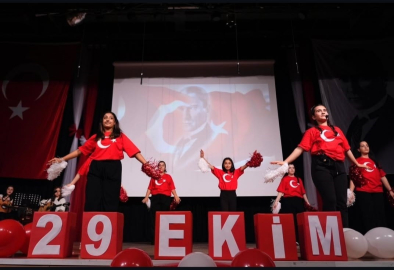 Sancaktepe Bilgi Evleri’nde Cumhuriyet coşkusu