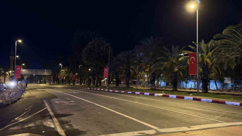 Vatan Caddesi Cumhuriyet Bayramı kutlamaları öncesi trafiğe kapatıldı