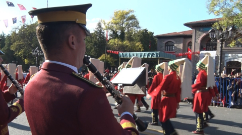 TBMM’den Birinci Meclis’e kortej yürüyüşü