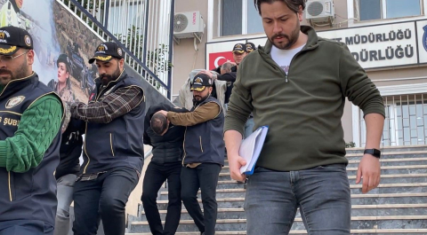 İstanbul’da 6 milyonluk araç kiralama dolandırıcılığı yapan şüphelilere operasyon: 5 gözaltı