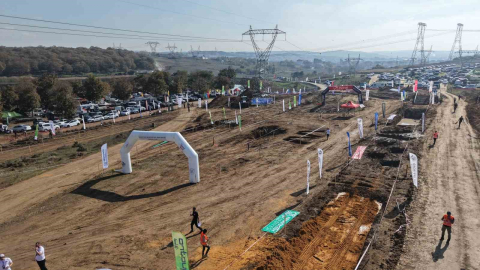 Arnavutköy’de adrenalin dolu Off-Road şenliği