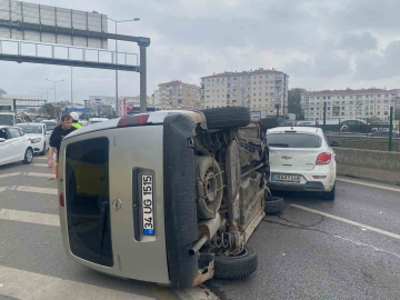 Kadıköy Avrasya Tüneli girişinde 3 araçlı kazada şans eseri yaralanan olmadı