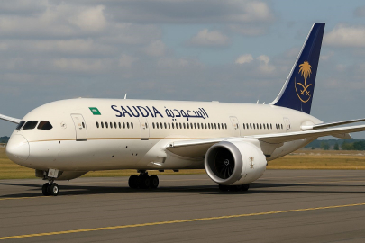 Suudi Arabistan uçağına yapılan bomba ihbarı paniğe neden oldu