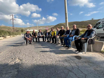 Harmandalı halkı Katı Atık Bertaraf Tesisi önünde nöbet tutuyor