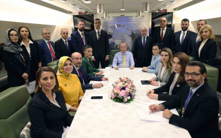 Cumhurbaşkanı Erdoğan: "(Gazze) Yardım koridorları kasıtlı olarak tıkanmakta, insani yardımların bölgeye ulaşması maalesef engellenmekte. Günlük 600 tır insani yardım girişine izin verilecekti fakat bu sözler yerine getirilmiyor."