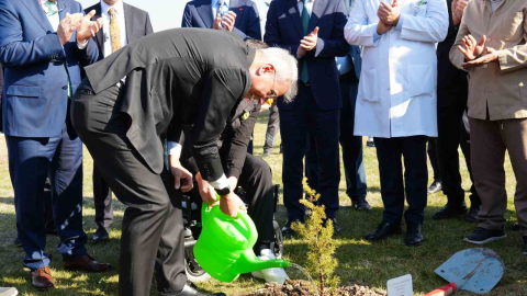 Bakan Memişoğlu: "Esasında her bir ağaç candır, canlıdır. O cana iyi bakmamız gerekir"