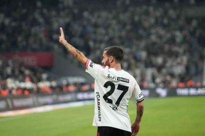 Beşiktaş: "Rafa Silva, ailesi ve menajeriyle görüşmek üzere 15 Kasım’a kadar izin istedi"