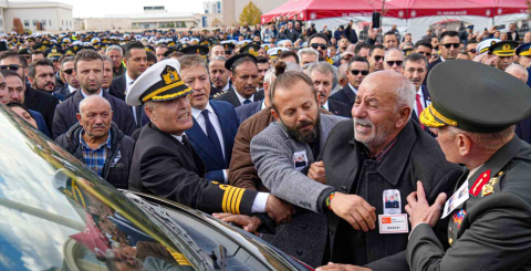 Ankara, Gürcistan’daki uçak kazasında şehit olan askerlerini uğurladı