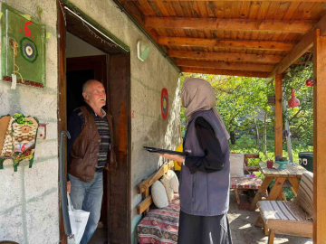 Başiskele’de "Gönül Bağı" ekipleri hane ziyaretlerini sürdürüyor