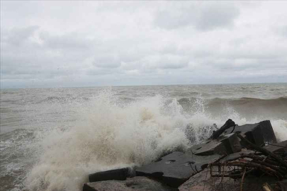 Kocaeli’de fırtına alarmı! Valilikten dikkat ve tedbir uyarısı