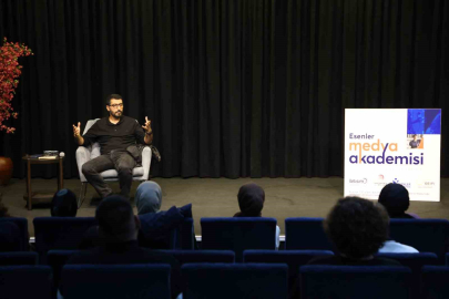 Çelik: "Bir günde gazeteci olunmuyor"