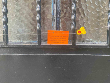 Beykoz’da duvarları ve zemini çatlayan 2 bina mühürlenerek tahliye edildi