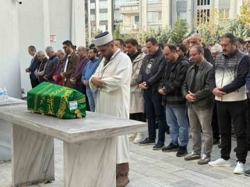 Makas atan alkollü sürücünün ölümüne neden olduğu bebek son yolculuğuna uğurlandı